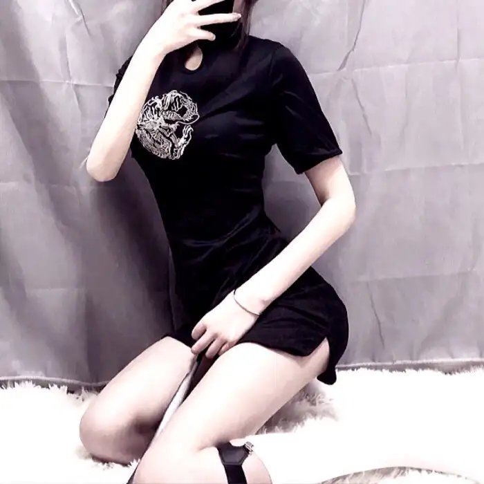 安华：不为人知的故事